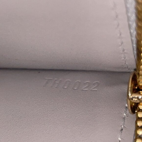 Authentic Louis Vuitton Vernis Sarah Continental Wallet - NEW! - Picture 11 of 13